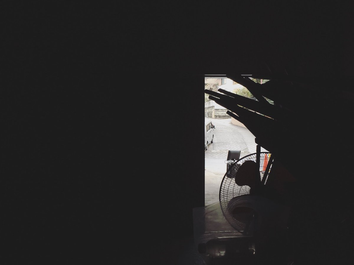 ti_ti_ooooo's tweet image. #vba2020jp
ヴェネツィアに向かう材が倉庫から運び出されました