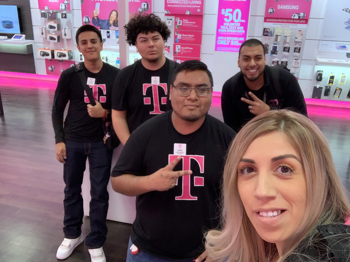 lexiluvzsina10's tweet photo. @MGonzal186 Thank you for visiting 🔥Littsburg🔥and Brentwood Ballers ⛹🏻‍♀️⛹🏻‍♂️today!!! We had some great visits and take aways, the teams are ready to end the month strong!!! #BIGBAYY 🙌🏼🤩😁 Lets Gooo!!! https://t.co/hXBY51NYCR