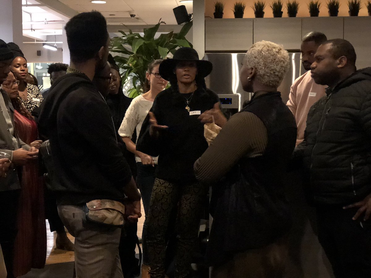 sasyrae's tweet image. I was really pleased with our hiring mixer tonight. S/o @chippykennedy for the idea. 100 RSVPs - more than half showed up. Not just to get a job at @TstmkrsAfrica but to SEE each other. #codetheculture is a thing #thisiswhywebuild