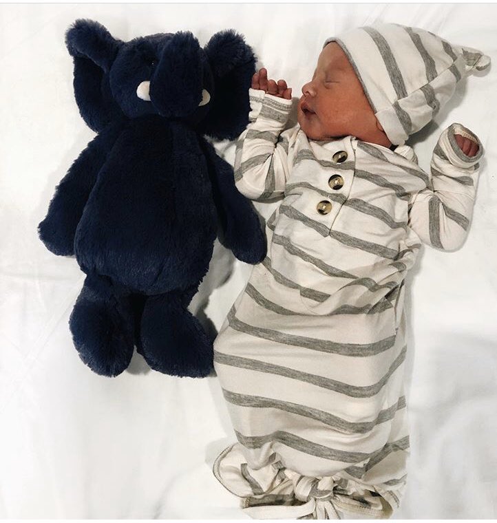 TanyaBryant's tweet image. Sometimes blessings come unexpectedly.  Our first grandson decided to surprise his parents this Thanksgiving break.  Hayes Ryker Bryant was born at 8:27PM on 11/25/19 weighing 5 lbs. 15 oz. Shea and Hayes are both doing well and we are overjoyed with thankfulness. #firstgrand