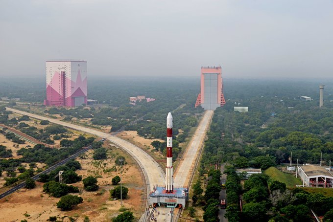 mrajawat's tweet image. इसरो ने इतिहास रचा
             #ISROPSLV-C47 पर सवार  #Cartosat-3 
            13 नैनोसैटलाइट को लॉन्च किया 
@ISRO #PSLVC47
                   हमारे वैज्ञानिकों को हार्दिक बधाई