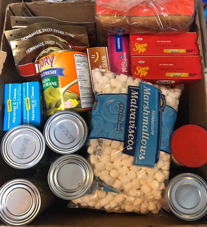 KeenePD's tweet photo. We are so excited to deliver complete Thanksgiving meals to 10 families, totaling 50 people, here in our city over the next few days.  We hope that these individuals have a joyous, and yummy, holiday! https://t.co/OXiVBhy2lJ