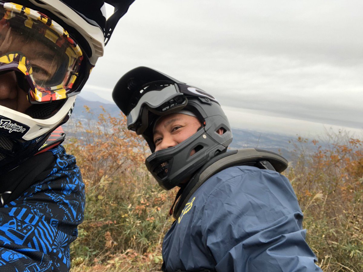 Ast Bikes 今日は定休日ですが高峰山に ダウンヒルに来ています Eバイク コースも楽しいですよ 高峰山mtbワールド マウンテンバイク マウンテンバイク女子 Astbikes Astforest 和光 朝霞 志木 新座 成増 光が丘公園 大泉学園 練馬 板橋