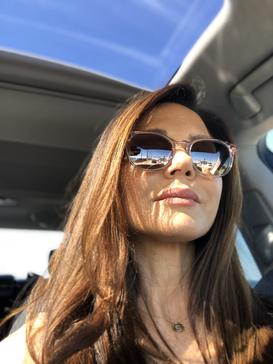 SherieWagner's tweet photo. Perfect day 💙 #modelpreneur https://t.co/GrfPgTf9pa