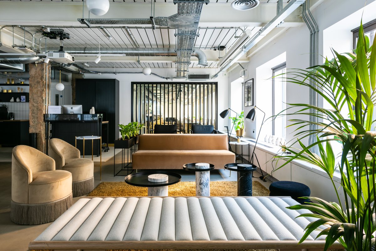 OdGroupLondon's tweet photo. Looking forward to the @FXdesignmag awards with @moxonarchitects tonight! Fingers crossed for our @LABS_Worldwide House in Holborn project entry for Work Space Environment (Large, over 40,000 sq ft) #fxawards #workplacedesign #workspace #odgroup #odinteriors https://t.co/lLW5lGZ8LW