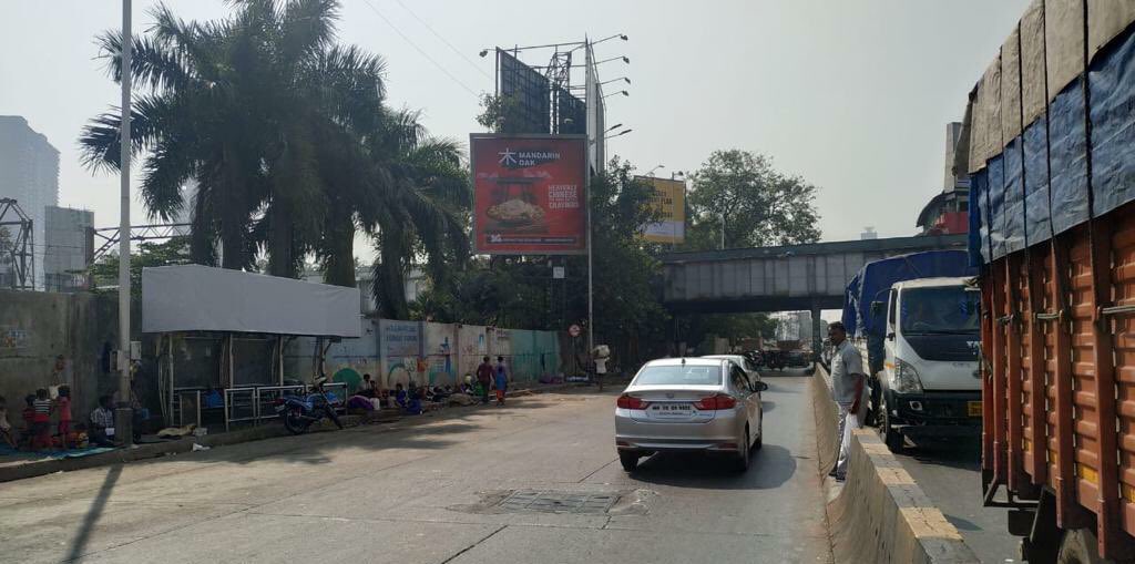 shashi_70's tweet photo. @mandarin_oak_ Spot the hoarding and win easily guys
#HeavenlyChinese of #MandarinOak @mandarin_oak_
#Chinese #ChineseCuisine #ChineseFood #contest
#contestMumbai #contestDelhi #contestPune @HEMANT218 @rachit_g2 @Ashapanchal8 @itsazeena @nishtha__ https://t.co/9SjvkIHAP3