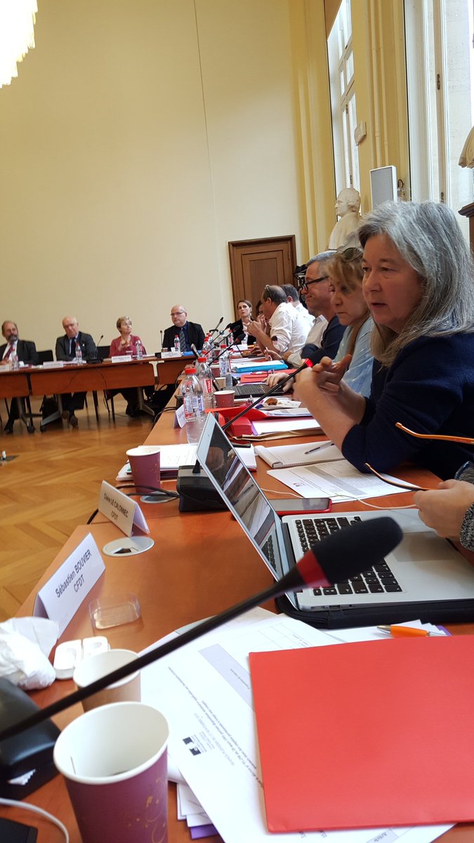 MarieMennella1's tweet photo. Au csfpt sur les decrets temps non complet, sur les frais de remboursements, le CNFPT et le financement de l'apprentissage. .. avec @interco_cfdt . La cfdt défend la majoration des heures complementaires et de meilleures conditions de travail pour les agents a temps non complet. https://t.co/PkEwhqaXVZ