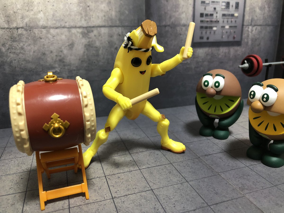 Twoucan ピーリー の注目ツイート モデル