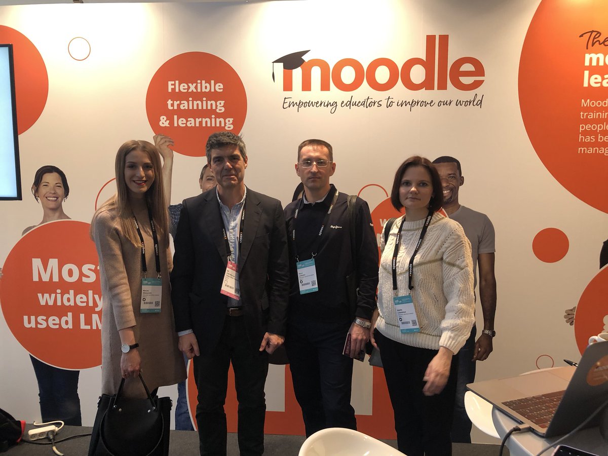 LopezriosMarcos's tweet image. #OEB19 @moodle @eThinkEducation @edunao starting OEB with enthusiasm. What a three big days with some of our best partners eThink and edunao
