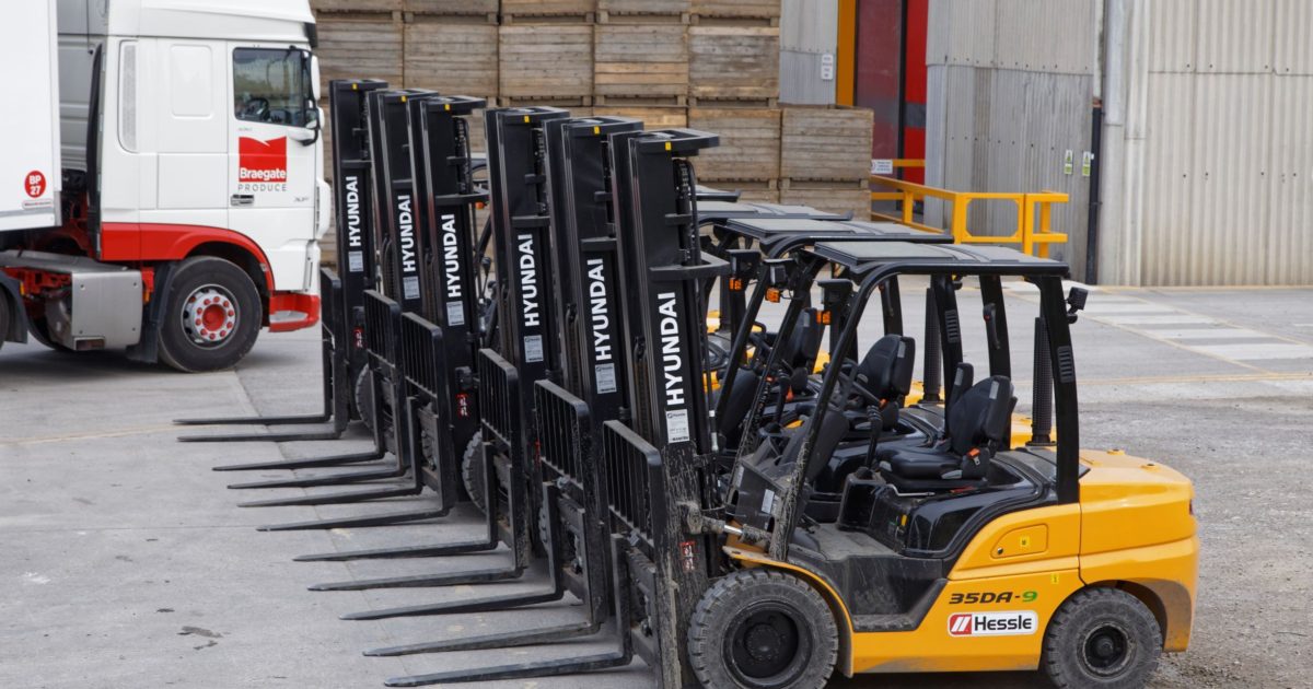 <a href="/BraegateProduce/">Braegate Produce</a> based in #NorthYorkshire, prides itself on delivering the best #potatoes from the heart of #Yorkshire to a nation of potato lovers! Discover more on our #blog of how we have supplied 13 Hyundai #forklifts to the spud giants: hessle.co.uk/news/braegate-…