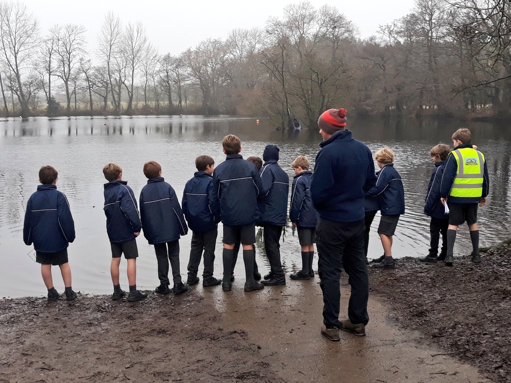 Young people learning valuable life and safety skills at Crucial Crew <a href="/atnyy/">North Yorkshire Youth</a> Carlton Lodge.
Thanks to the staff at the centre and all our friends &amp; partner agencies for their valuable support. We couldn't do it without you👍🏅😀