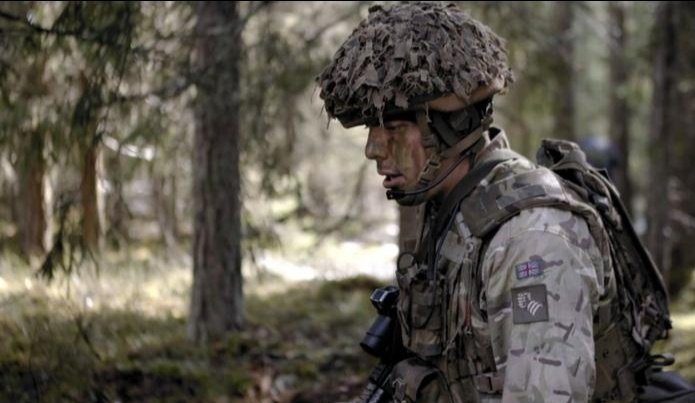PoliTweets_'s tweet photo. #British ground forces would be "comprehensively outgunned" in a conflict with #Russia in Eastern Europe, according to a defence think-tank
@BBCBreaking https://t.co/MyxScRNsXM