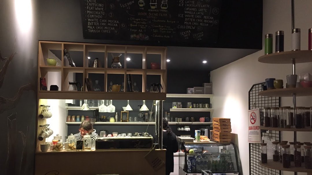 kirmizisus's tweet photo. Hey there tea and coffee lovers! 🍵☕️

We are so excited to share our first blog post with you: “Tea or Coffee: 4 Cafés That Will Help You to Decide!” 🥳

Come join us and discover these beautiful cafés 🌻

https://t.co/eJq9XYhxWw

@Comdjournal https://t.co/TLq0DWjADH