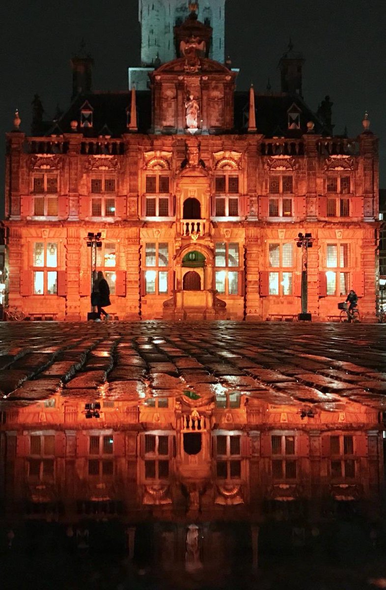 nuongfaalong's tweet photo. The boys went walking last night and took this beautiful picture of the Delf city hall.
Lit in orange for #16DaysOfActivism.
#orangetheworld #endviolenceagainstwomen #DELFGlobal #ImpactDay #Delf @tudelft @DutchVisitors https://t.co/Knpwy3XvCG