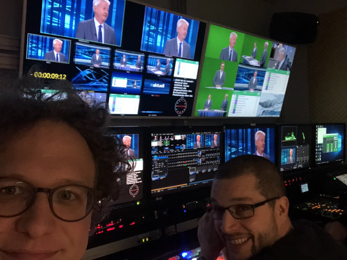 meiklwhite's tweet photo. @IngridThurnher @OrfDrei @vonderleyen @hpfpeterfritz @adrowitzerr @ReinerReitsamer Wir sind bereit #orf3live https://t.co/ch07eVEGR4