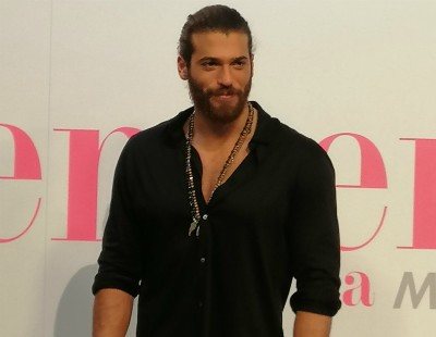 mario_sacristan's tweet photo. Can Yaman ('Erkenci Kus') visita España y desvela detalles de su próxima telenovela https://t.co/BYIsFSyJnz https://t.co/gJ2Akg4SrS