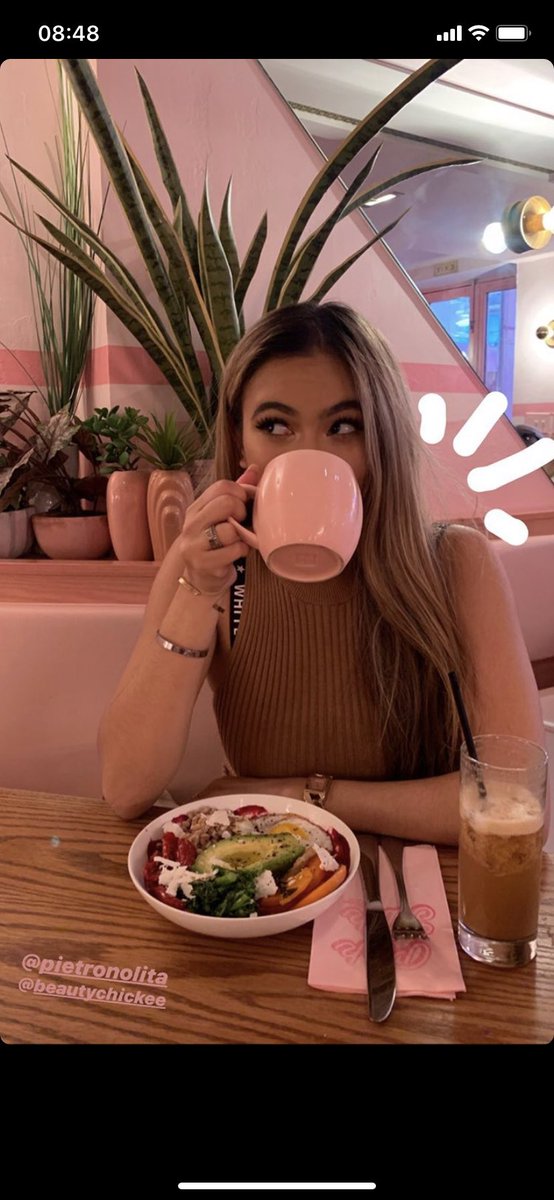 mary_mendes_'s tweet photo. @AdelaineMorin your hair looks so good girl! https://t.co/3K0JEGrv8z