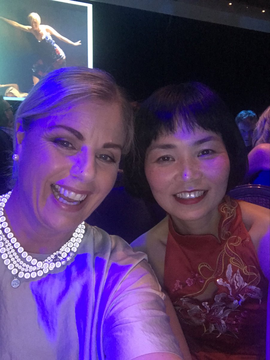 NickiMackayNZ's tweet image. #table10. #insawards19