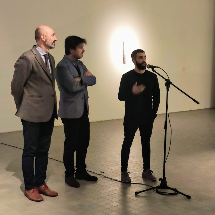 NTARTE's tweet photo. #NTARTE hemos tenido el lujo de poder entrevistar al artista oscense @AntonioFAlvira, con motivo de su exposición "Elementos para un discurso" que se puede visitar en el @IAACCPSERRANO  el 23 marzo de 2020. 
https://t.co/5BMCbiVCJ7
#Arte + #Tecnología = #NTARTE https://t.co/jCEowVNHYz
