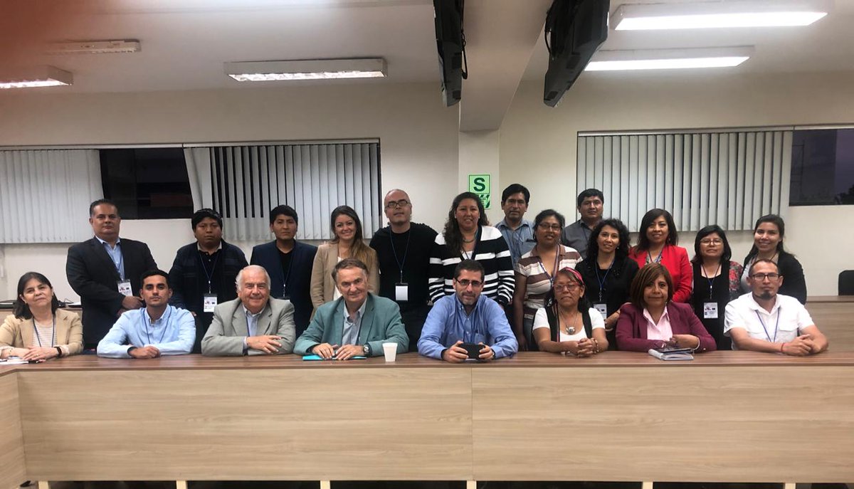 Innovact_eu's tweet photo. 🇵🇪🇨🇱Exitoso taller sobre formulación de Proyectos Internacionales en la frontera Perú-Chile: se reunieron 38 representantes del sector privado, productores y autoridades tanto nacionales como locales. ¡Gracias @rvilla77 por acompañarnos! https://t.co/Ij4Js6hXlB