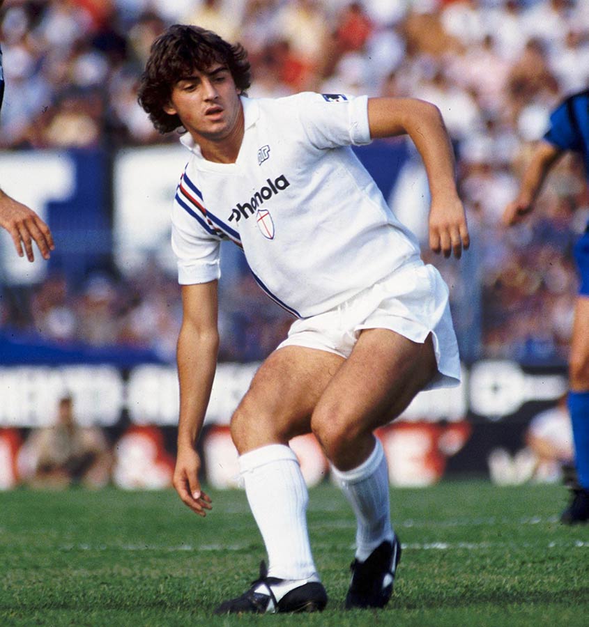 Happy birthday Roberto Mancini(born 27.11.1964)   