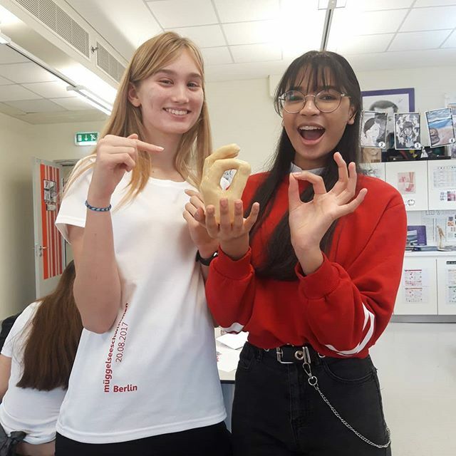 Very interesting experimentation also happening with Year 11. Vivianne has cast Aa-iesha's hand using latex in preparation for her mock exam. #gcseart