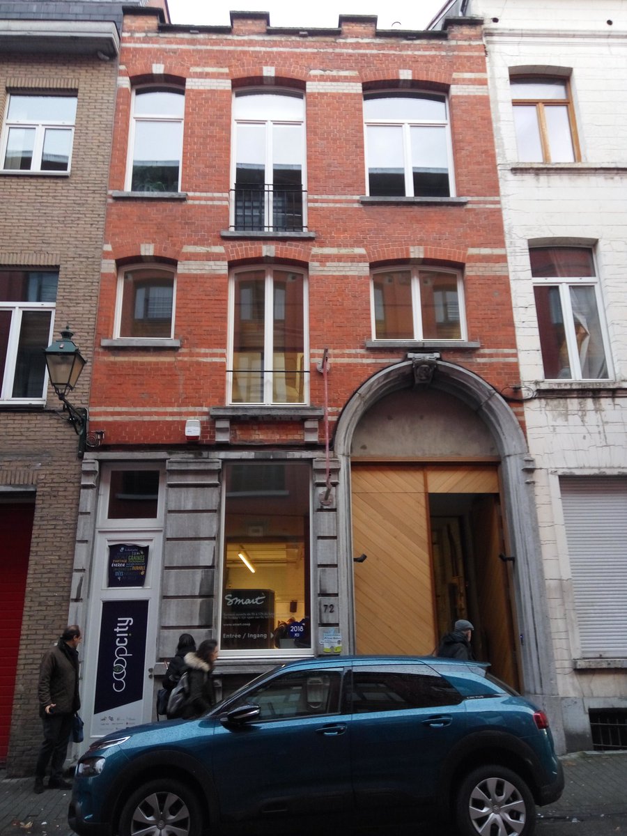 RubenEspelta's tweet photo. Llegamos a @Coopcitybxl para conocer esta cooperativa de emprendimiento social y colaborativo. Vamos a coger ideas para @lacolaboradora @ZGZActiva https://t.co/Dm1YQ0QHWk