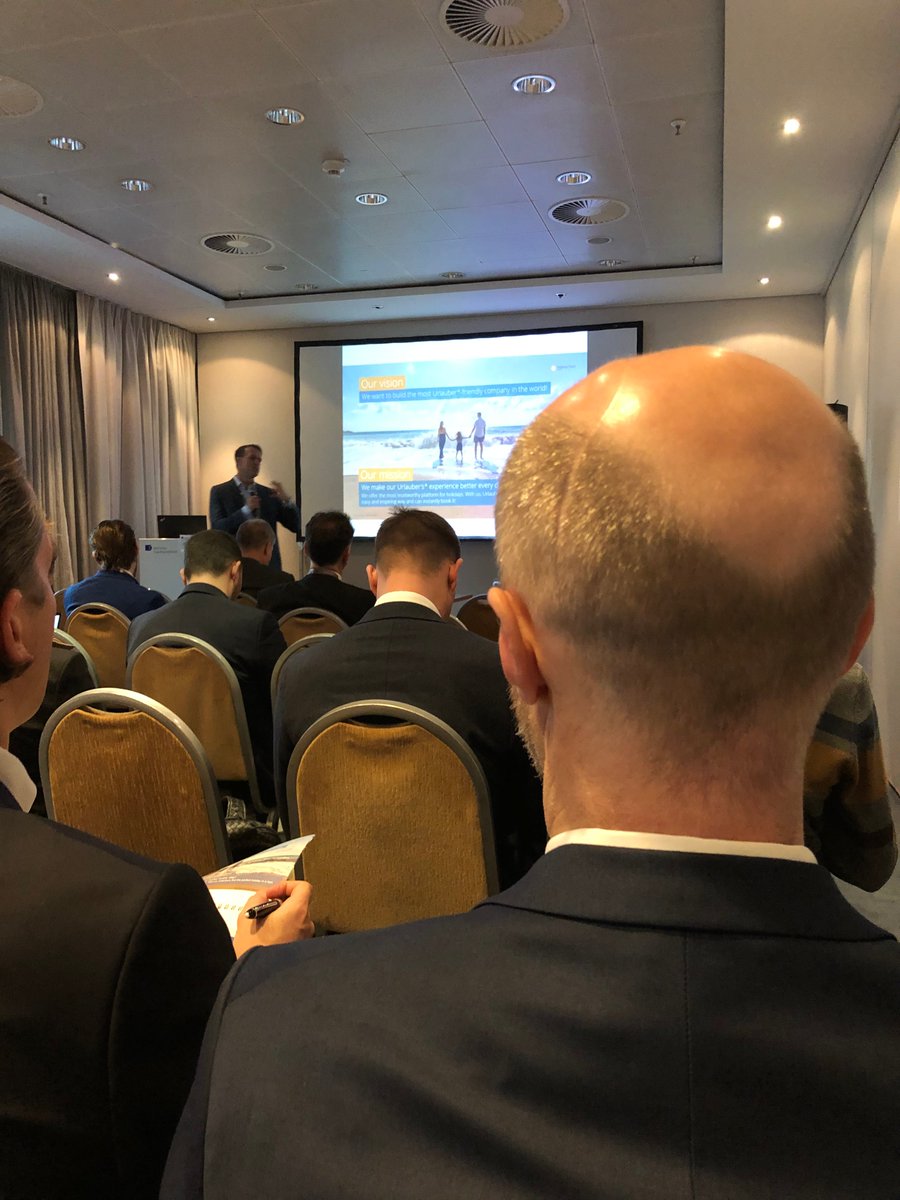 Nebenwerte Magazin (@nw_magazin) on Twitter photo Heute als erstes Holidaycheck auf dem #EKF19, umkämpfte Branche, mal schauen was die besser machen wollen als die anderen, spannend.
#EKF19 #aktien #börse #finanzen #smallcap #smallcaps #nebenwerte <a href="/HolidayCheckGrp/">HolidayCheck Group</a> Heute als erstes Holidaycheck auf dem #EKF19, umkämpfte Branche, mal schauen was die besser machen wollen als die anderen, spannend.
#EKF19 #aktien #börse #finanzen #smallcap #smallcaps #nebenwerte <a href="/HolidayCheckGrp/">HolidayCheck Group</a>