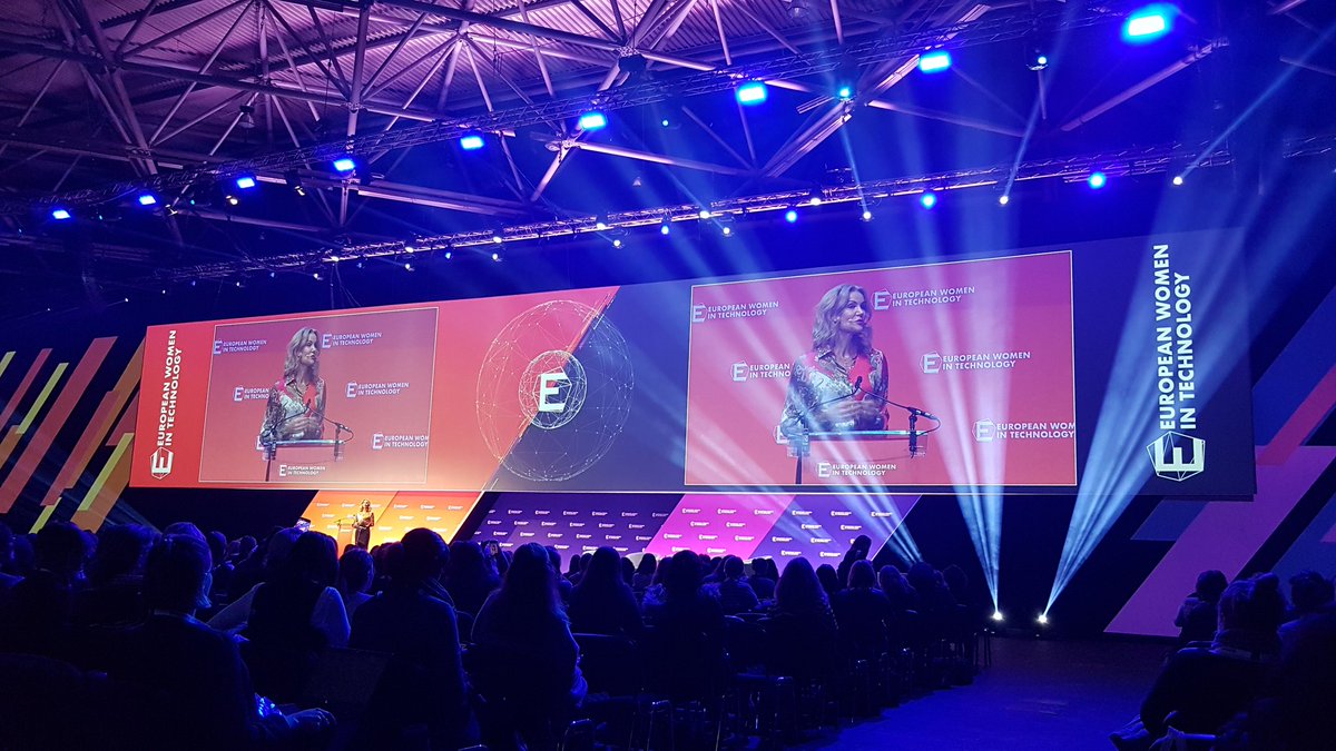 BroxisVB's tweet photo. #WinTechSeries 
#leadership 
Great talk on Leadership by @HelleThorning_S https://t.co/tElKcvRYVY