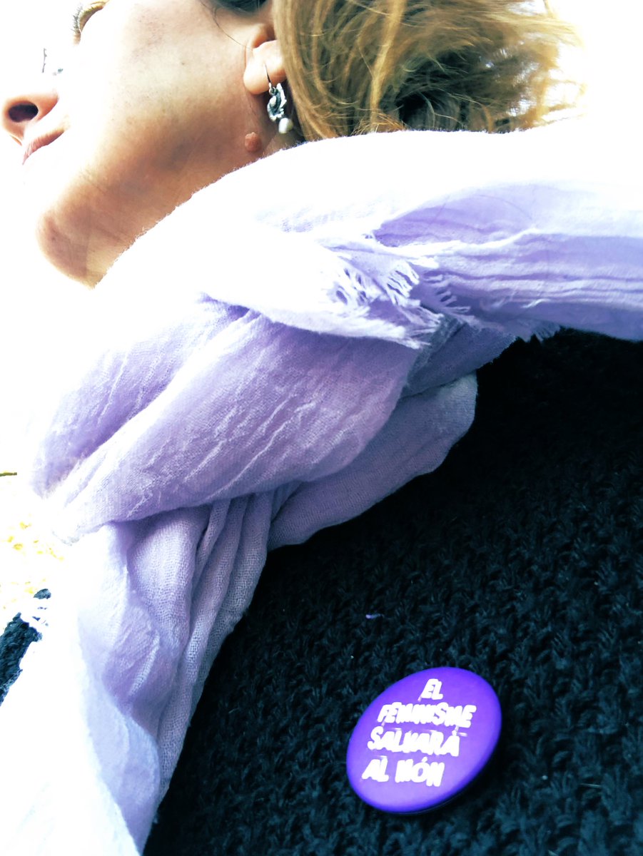 amoraescena's tweet photo. Hui toca lila, @paudiazboils. Un plaer la petita conversa d’ahir. #jatusaps #elfeminismesalvaràelmón #25NCadaDia https://t.co/4Glo7FIi5G