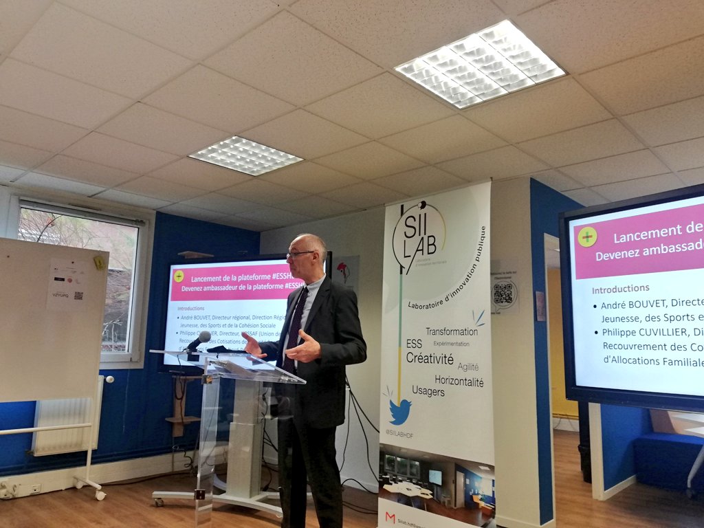 SIILABHDF's tweet photo. La #semaineIP ça continue bien au @SIILABHDF avec le petit déjeuner des #ambassadeurs @CressHdf de la Plateforme @ESS_HDF @LinkedInFrance
#DIRECTTE @urssaf #DRJSCS
On lance, on brainstorm, on capitalise, on avance et transforme l'essai 💡👍🚀
@_DITP @FutursPublics https://t.co/oWwn2O4ZHt