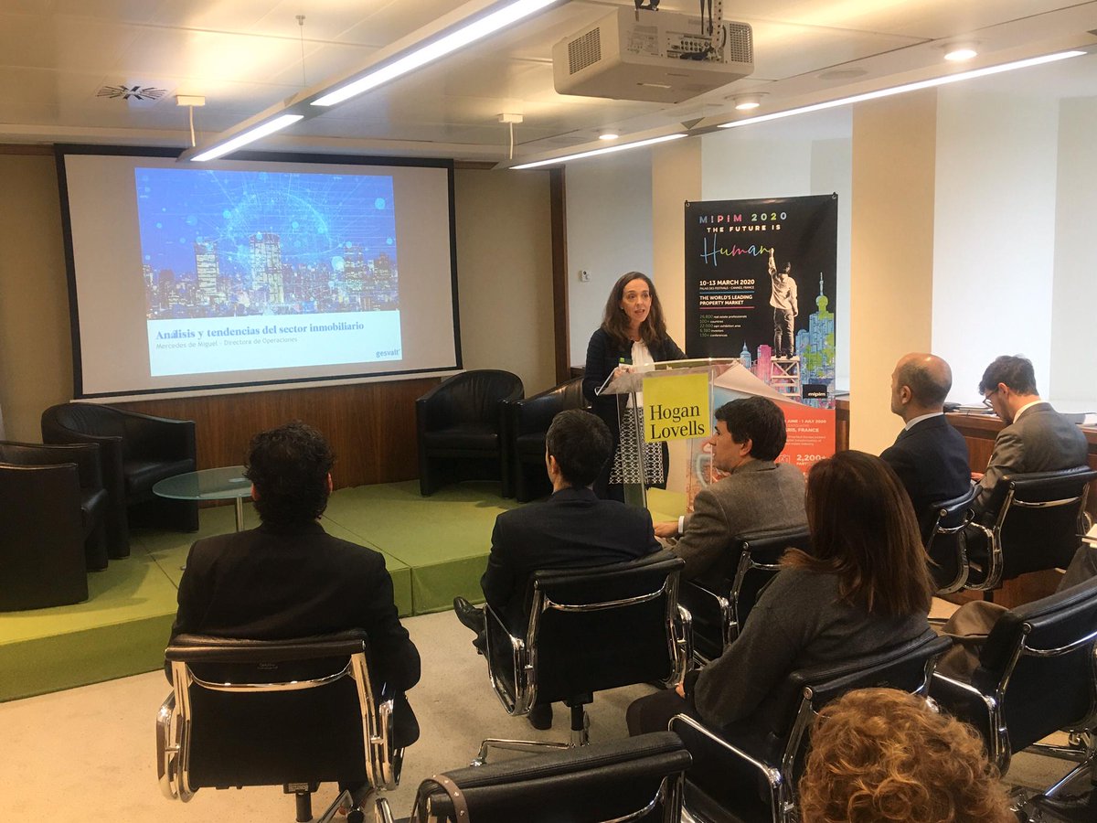 Gesvalt's tweet photo. ¡Estamos en #meetupMIPIM! El Futuro es Humano.
Interviene @mdemiguels, directora de operaciones de @Gesvalt , "Análisis y tendencias del sector inmobiliario. Perspectiva global y local". https://t.co/ixN9GQ7hh3