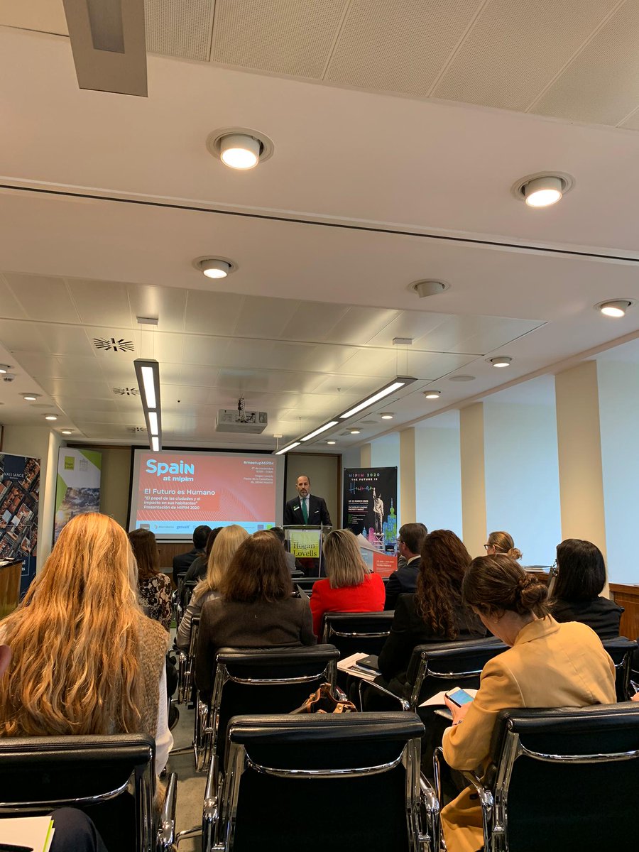 vectio's tweet photo. Hoy acudimos de la mano de @meridiana_es al #meetupMIPIM " El Futuro es Humano: El papel de la ciudades y el impacto en sus habitantes". 🏙️🚶♂️
🚀 ¿Qué nuevos retos se plantearán? https://t.co/l0uSNkXrRz