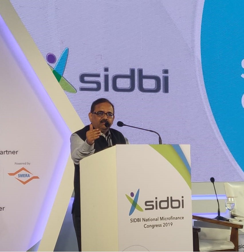 sidbiofficial's tweet photo. Mr. Arup Kumar, General Manager, SIDBI delivers the vote of thanks at #SIDBI National #Microfinance Congress 2019. #MicrofinanceCongress2019 https://t.co/vF15smprUA