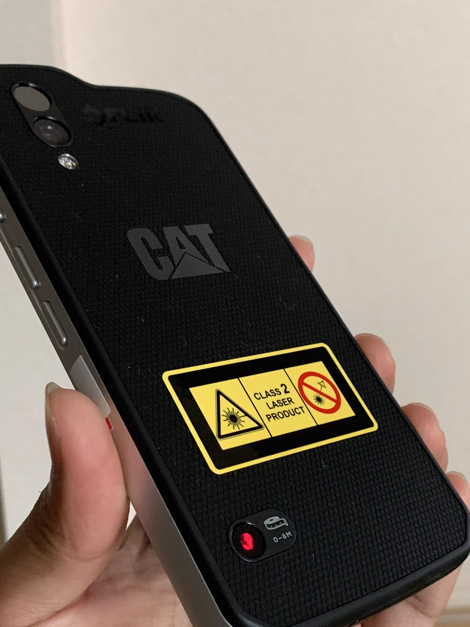 @toikoh9114 CAT S61ユーザーですが、S60からS61でサーモレンジが150度から400度にアップしています！サーモ機能だけでも端末代の元がとれますね！ 