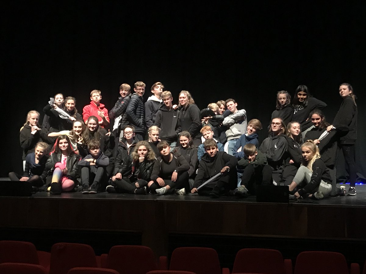 SchoolWeydon's tweet image. Congratulations to the amazing Year 9 and 10
Drama students that performed Macbeth at GLive last night, as part of
Shakespeare Schools Festival! The cast were simply sensational!