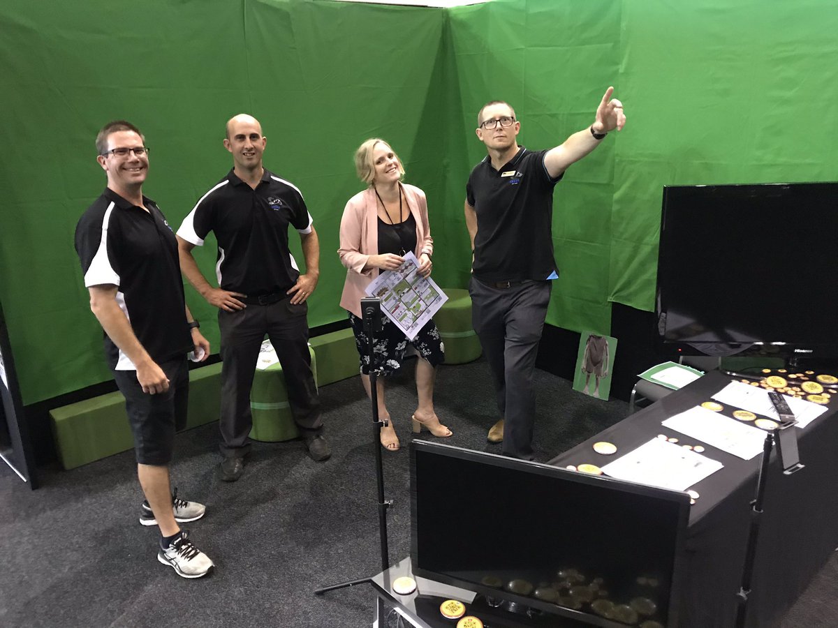 VasseDigital's tweet image. All set up for the @Innovation_Unit Showcase 2019! See you tomorrow 😃
#InnovateDoEWA 
#TDS2018_2019