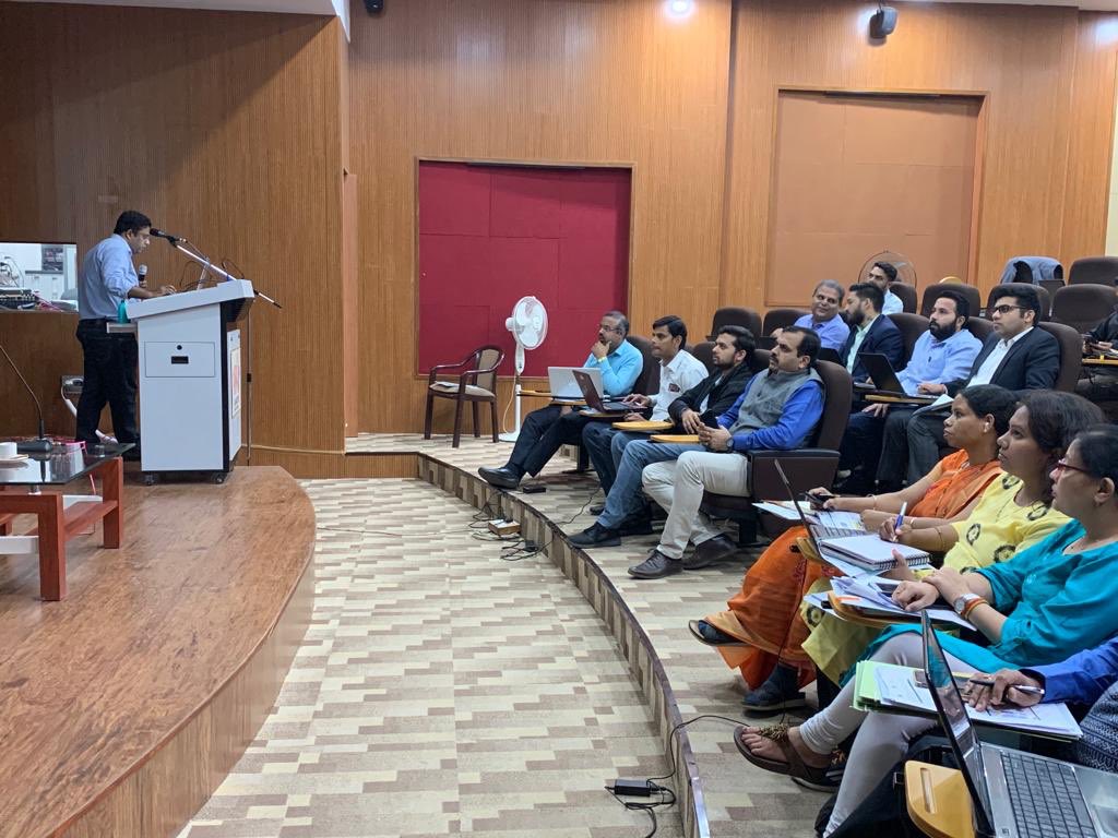 NIUA_India's tweet photo. Capacity Building for Smart Data &amp; Inclusive Cities project, NIUA conducted workshop &amp; gave participation certificates for specific training programme on Data Visualisation to ULB &amp; SPV participants from Jabalpur Smart City.

#SDIC #Inclusivecities #SmartData #InclusiveNovember https://t.co/jnnrvkEMqJ