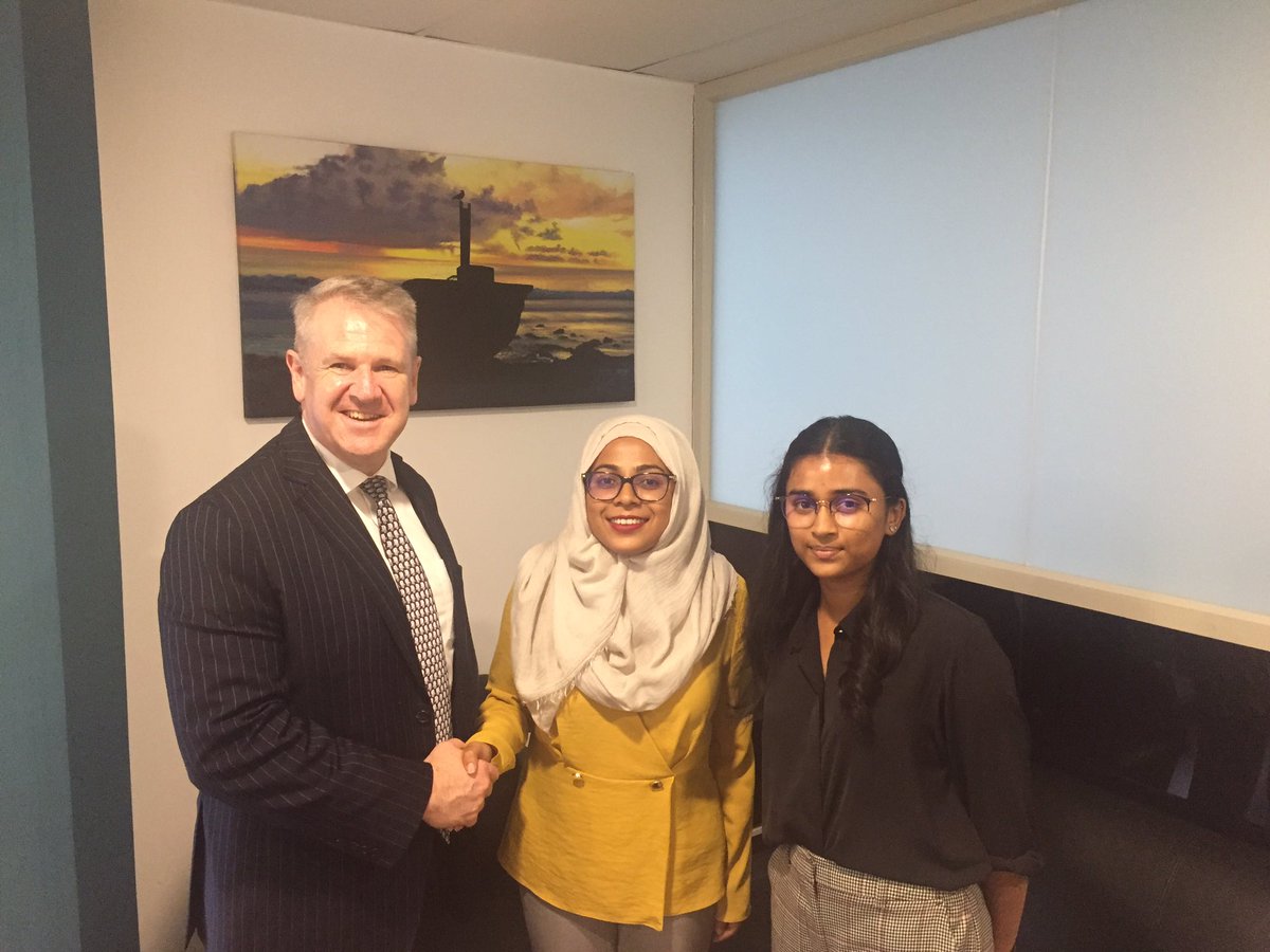 AusHCSriLanka's tweet photo. Thrilled to meet with Family Legal Clinic @FLCmv in #Maldives. 

Australia is proud to support their efforts to help all Maldivians access legal information. 🇲🇻 🇦🇺 https://t.co/JuIMeuRXM6