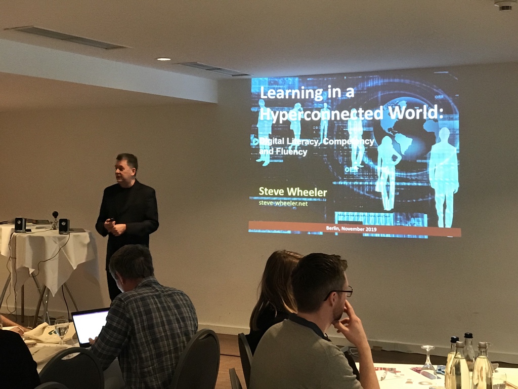janapollo's tweet image. Steve Wheeler - Smartlearning event pre conference #oeb19