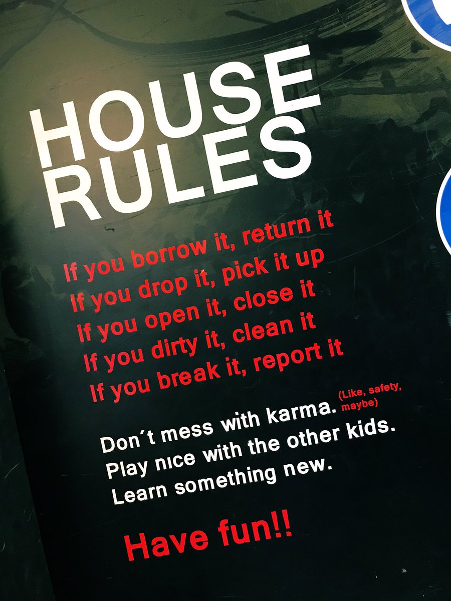 M_Vespermann's tweet photo. #RulesAreRules #Makerspace #Innovate #Create #Make @utum_muc https://t.co/OYXLKkCRAn