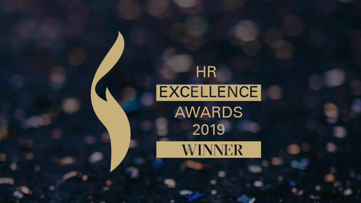 i_pioneers's tweet photo. Unser Video-Chatbot ist endlich auch in der HR/Recruiting Szene angekommen. Wir feiern den 7. Award (100% Erfolgsquote) und einen super Artikel von @_TeamHR_ : https://t.co/hTgRHivozA #videochatbot #recruiting #award #hrmarketing #hr #hrtech #chatbot #Chatbots https://t.co/AotD7XaSEu