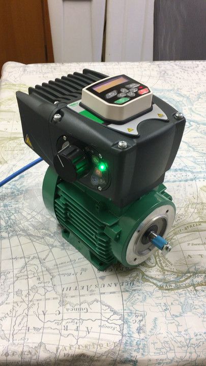 Leroy_Somer's tweet image. #CommanderID300 - Variateur intégré aux moteurs #IMfinity Nidec Leroy-Somer. Système d’entraînement décentralisé, combinant performances et fiabilité. Merci à notre partenaire Axxa Ltd pour cette petite vidéo découverte. #LeroySomer 
buff.ly/34cSRlZ
