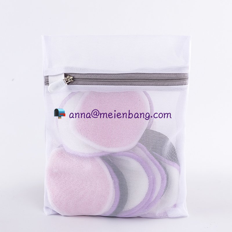 AnnaYan19495366's tweet photo. Reusable Bamboo Makeup Remover Pads in bamboo box/cotton mesh bag/laundry bag🌿
Free samples can be arrange if request!🥰 https://t.co/LpWmS8IFGh