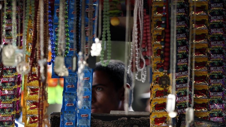 htTweets's tweet photo. Assam bans โpan masalaโ, โgutkaโ for a year
(report by @utpal_parashar)
https://t.co/LouEN53aD7 https://t.co/n9WtPDNzNR