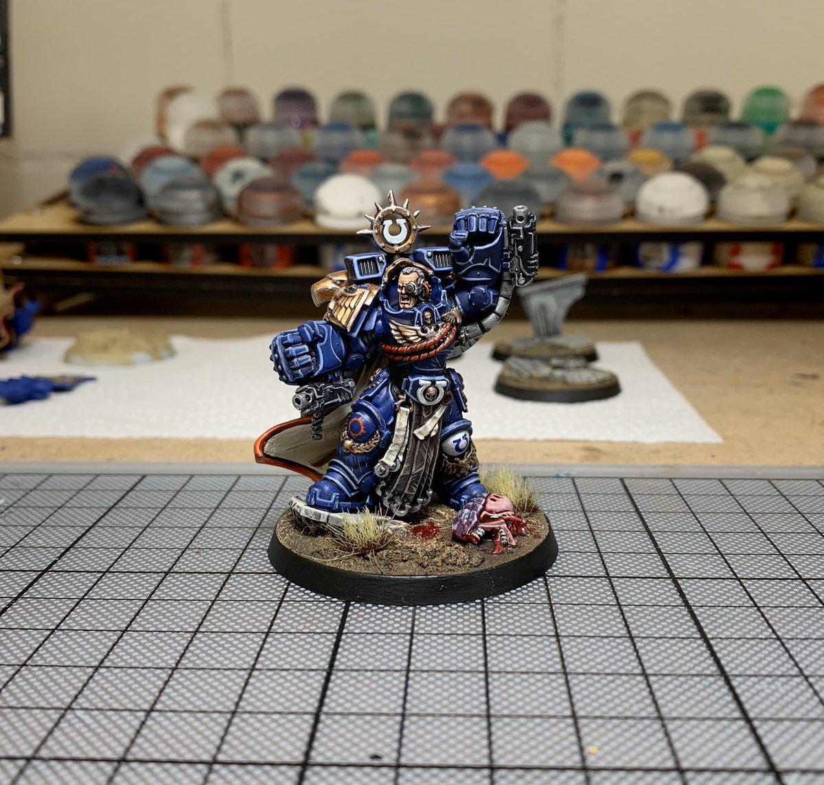 ControllerCult's tweet photo. This guy... #MarneusCalgar #Ultramarines #SpaceMarines #Warhammer40k #wepaintminis https://t.co/Fw5oPZi7Ht