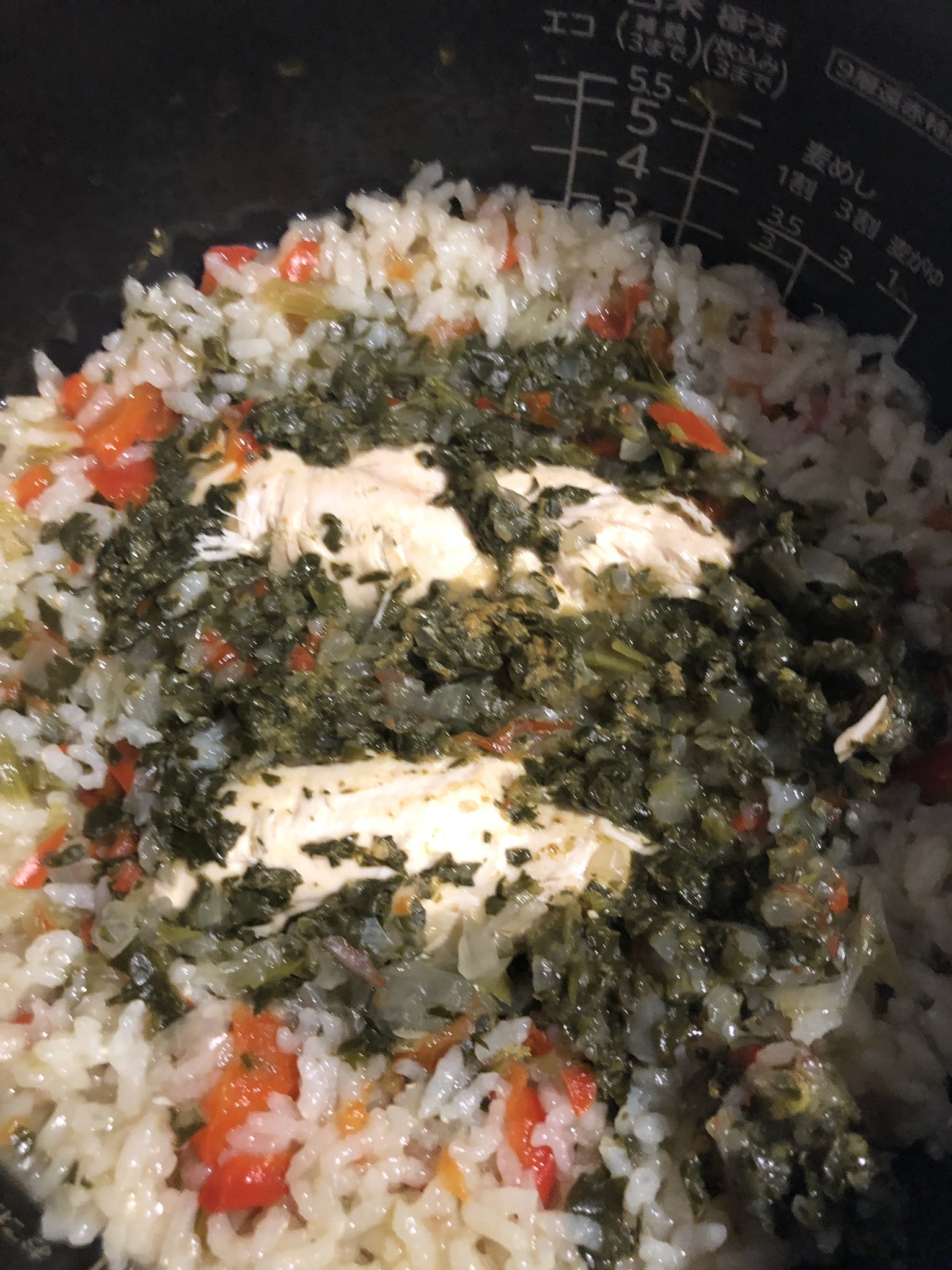 ぽんママ 3y 2y 離乳食教室で教わった炊飯器で簡単レシピやってみた 野菜各40gを3種類以上 今回はほうれん草パプリカ玉ねぎ をみじん切り 米1合に対して2合の目盛りまで水を入れて ささみ2本をそのままぶちこんで炊く 炊けたらささみをほぐし ぽんママ 3y 2y 離乳食教室で教わった炊飯器で簡単レシピやってみた 野菜各40gを3種類以上 今回はほうれん草パプリカ玉ねぎ をみじん切り 米1合に対して2合の目盛りまで水を入れて ささみ2本をそのままぶちこんで炊く 炊けたらささみをほぐし