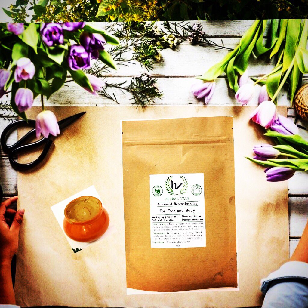 herbalvale's tweet photo. Why #Bentonite??Our skin is exposed to harmful pollutants in air, dust, free radicals from sun and oil. 
it absorbs oils and materials by sticking to their molecules or ions. As the clay leaves the body, it takes the toxin or other molecules with it. it regenerating #skintissue. https://t.co/PW6mgwcXxA