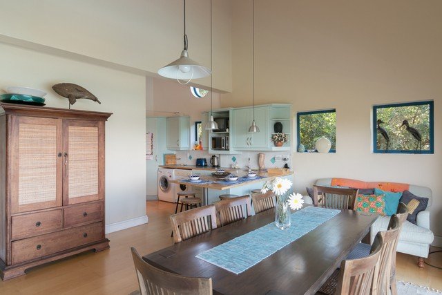 KnysnaSir's tweet photo. Knysna, The Heads. JUST LISTED.
Sole Mandate. R 4 800 000. Landmark property with lagoon views & built on different levels. 4 Beds, 3 baths. Studio & family room. Pool & double garage. Call Moira 082 872 9102.
#Forsale #Landmarkproperty #Garden Route
https://t.co/ah1xCeEd9i https://t.co/hKCJKNJ1zo
