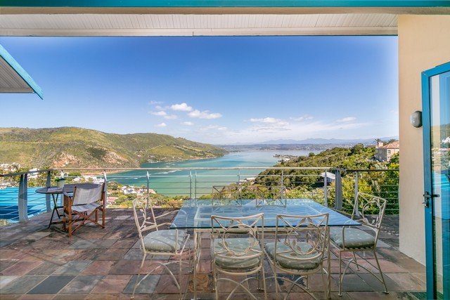 KnysnaSir's tweet photo. Knysna, The Heads. JUST LISTED.
Sole Mandate. R 4 800 000. Landmark property with lagoon views & built on different levels. 4 Beds, 3 baths. Studio & family room. Pool & double garage. Call Moira 082 872 9102.
#Forsale #Landmarkproperty #Garden Route
https://t.co/ah1xCeEd9i https://t.co/hKCJKNJ1zo